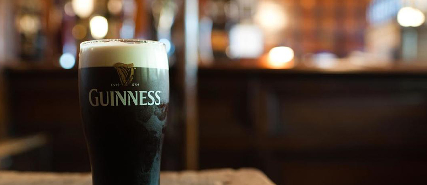 Guinness Nitro Stout Porter British Pubs Popularity of Guinness Diageo Murphys Irish Stout