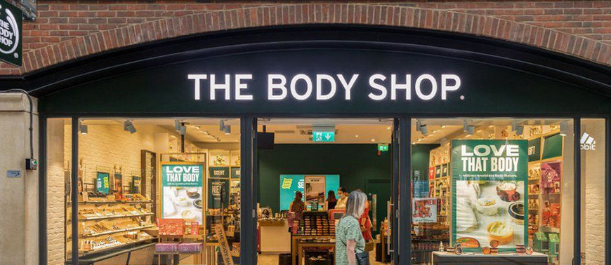 Body Shop UK Cosmetics Anita Roddick Aurelius German Company Administration Bankruptcy