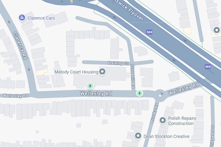 Police Looking for Suspect After Indecent Exposure Incident in Chiswick